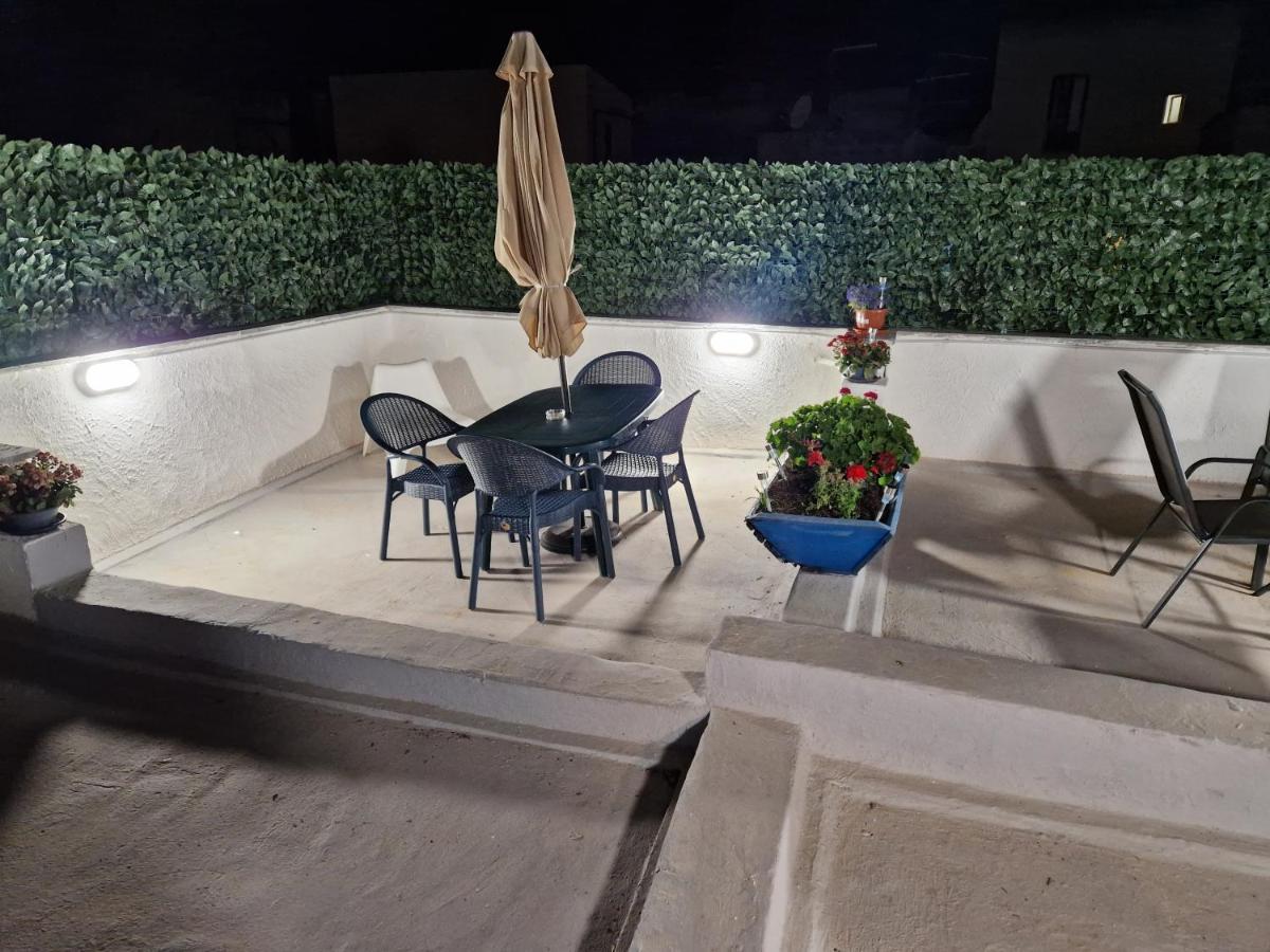 Casette Di Alex Con Terrazza Trapani Eksteriør bilde